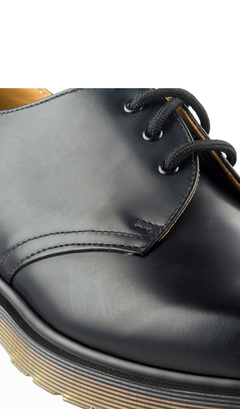 DR. MARTENS Stringata uomo nera