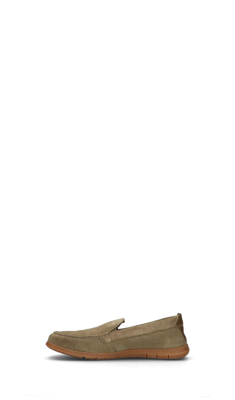 CLARKS ESSENTIALS