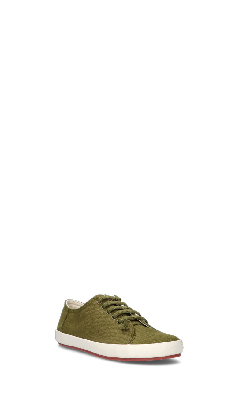 CAMPER