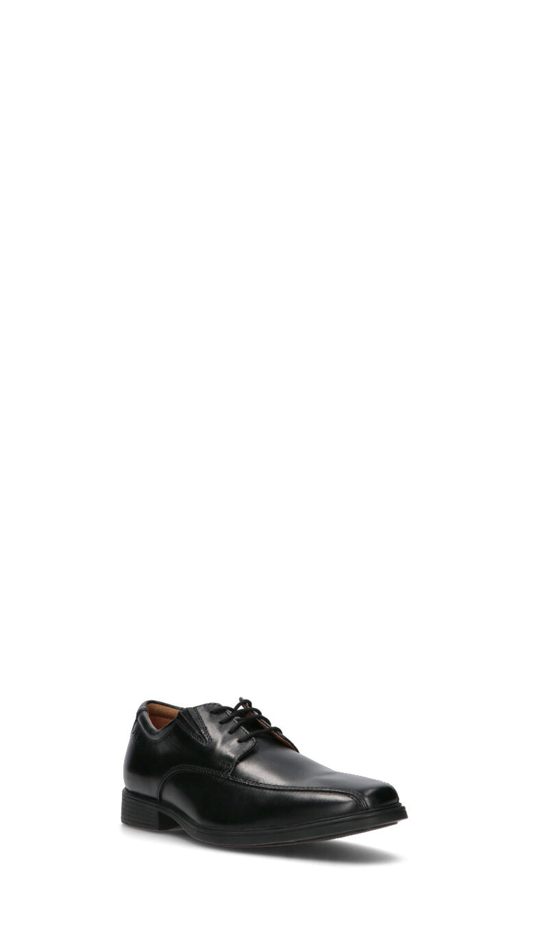 CLARKS ESSENTIALS
