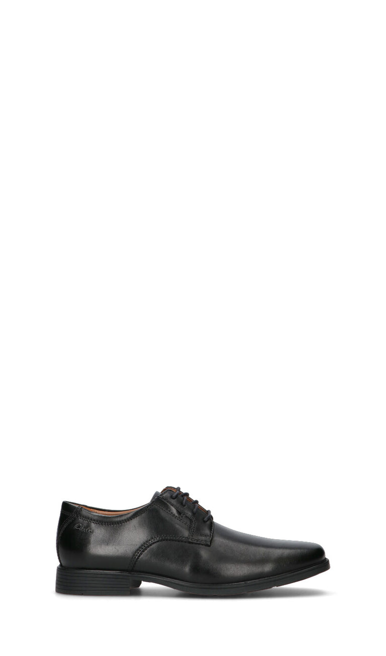 CLARKS ESSENTIALS