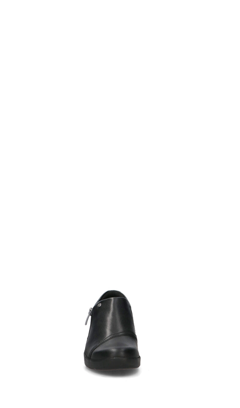 CLARKS ESSENTIALS Scarpa donna comfort nera in pelle