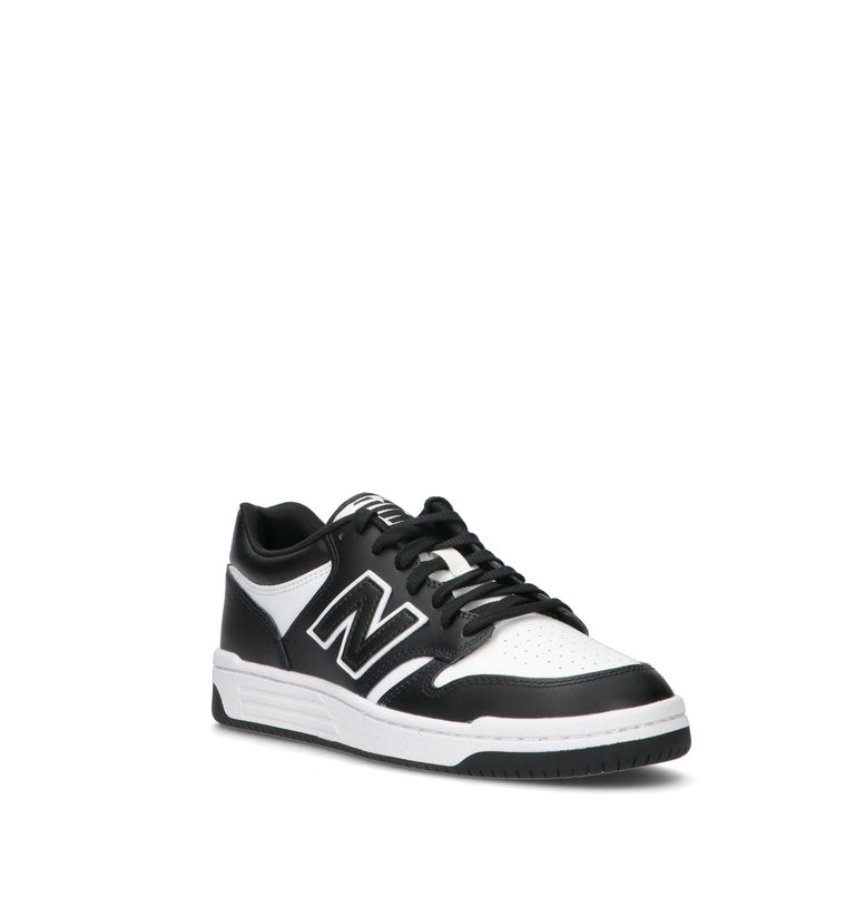 NEW BALANCE Sneaker uomo nera in pelle