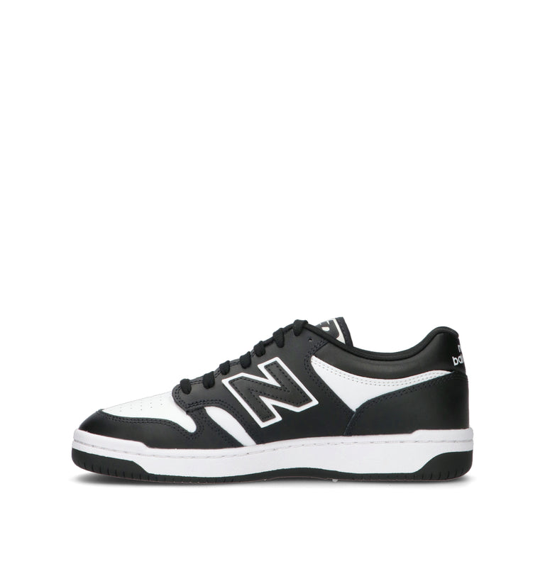NEW BALANCE Sneaker uomo nera in pelle