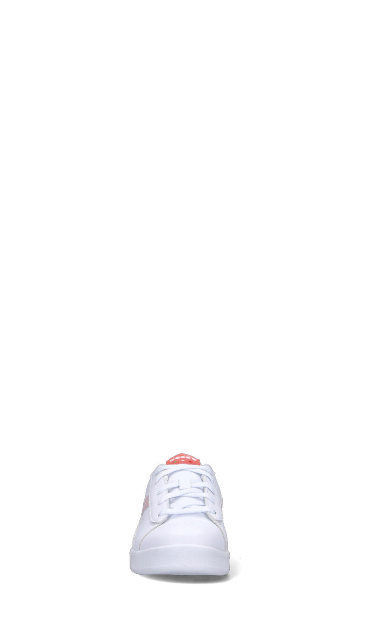 DIADORA