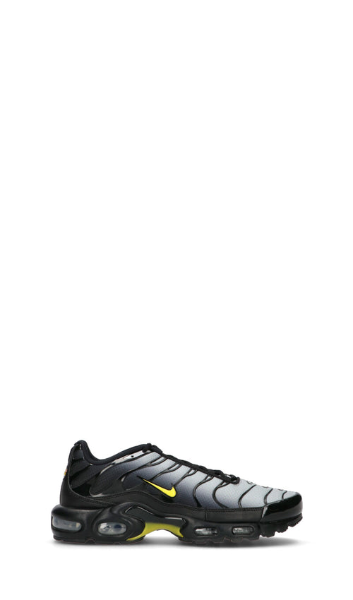 NIKE - AIR MAX PLUS Sneaker uomo nera