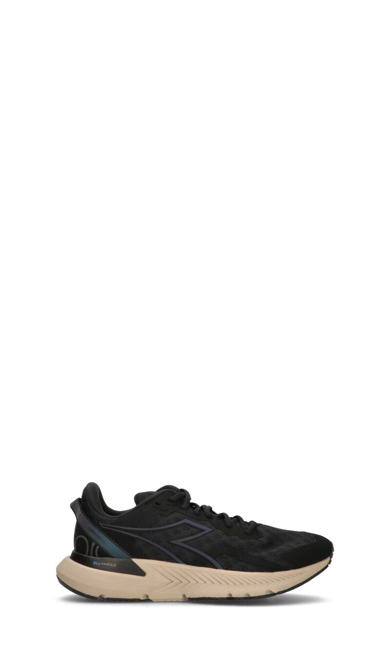 MYTHOS BLUSHIELD VOLO 5 2030 Running shoe with a lower environmental