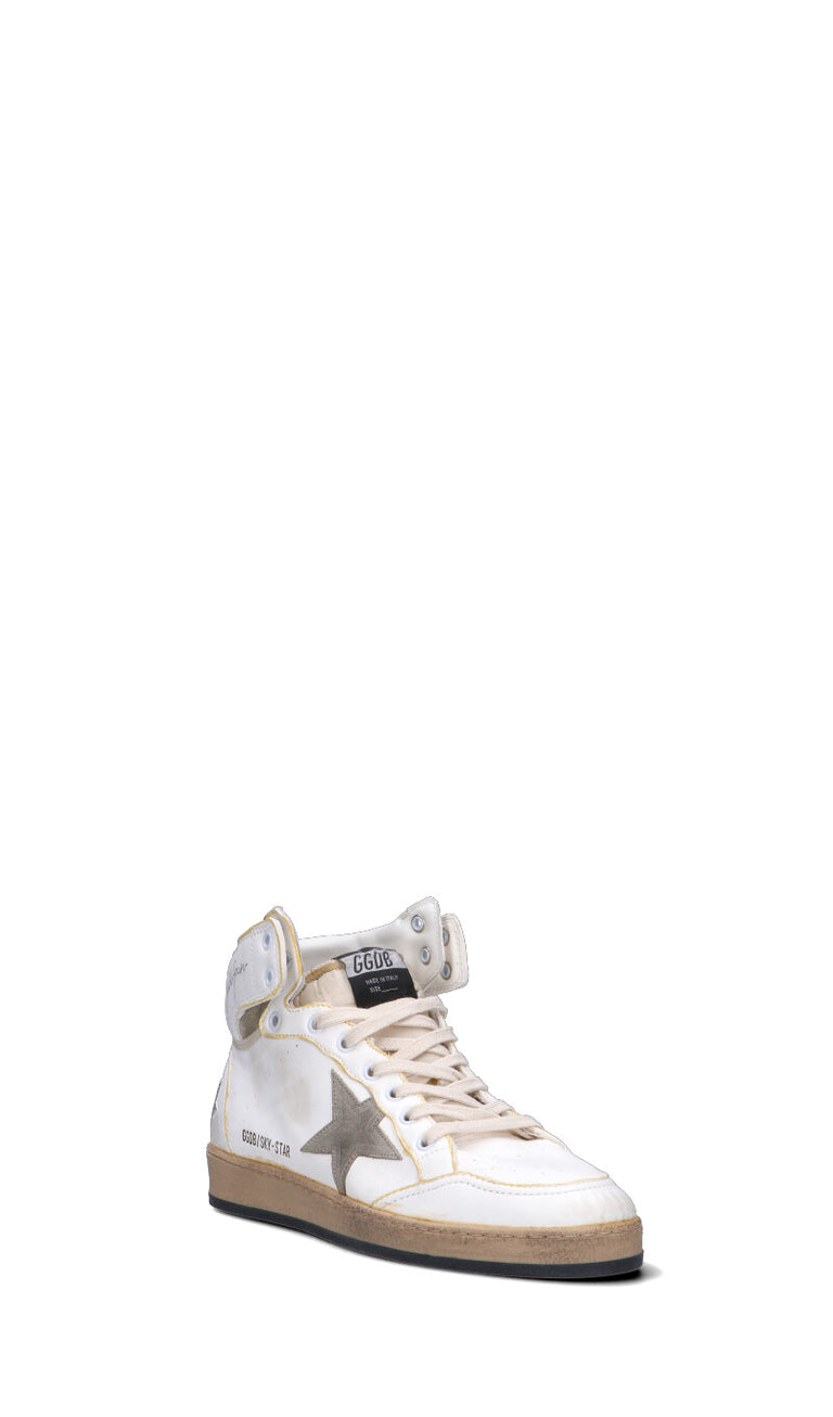 GOLDEN GOOSE SKY-STAR Sneaker uomo bianca/grigia in pelle