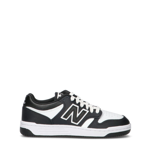 NEW BALANCE Sneaker ragazzo nera in pelle