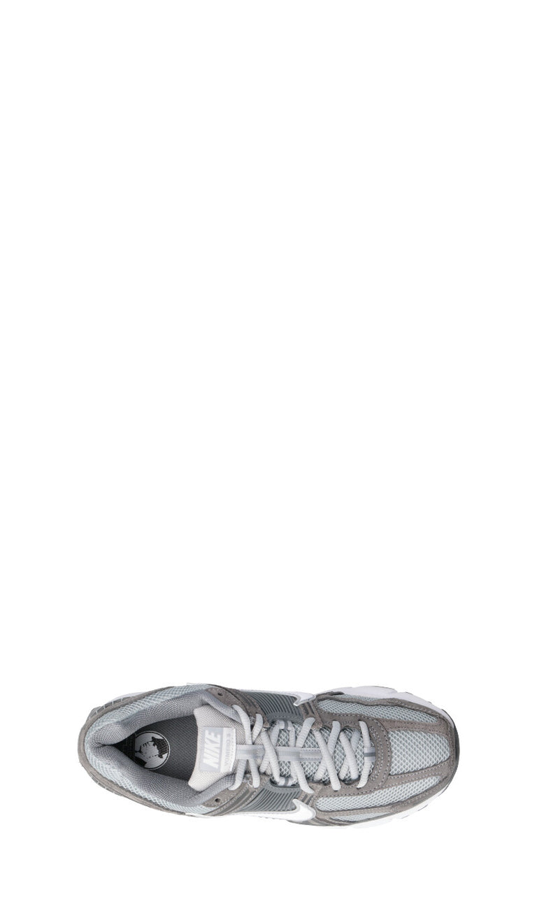 NIKE ZOOM VOMERO 5 Sneaker uomo grigia