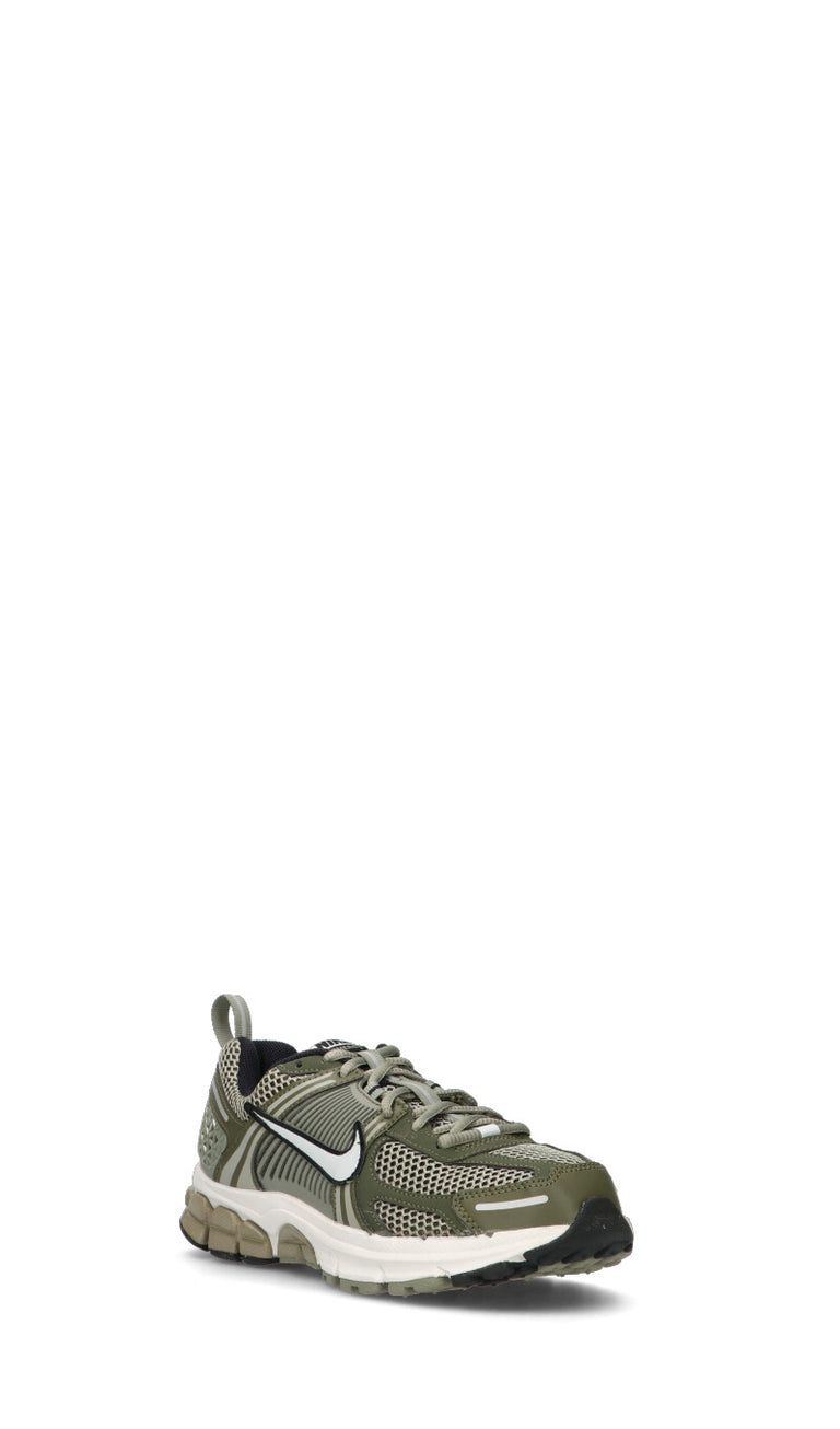 NIKE VOMERO 5 (GS) Sneaker ragazzo verde
