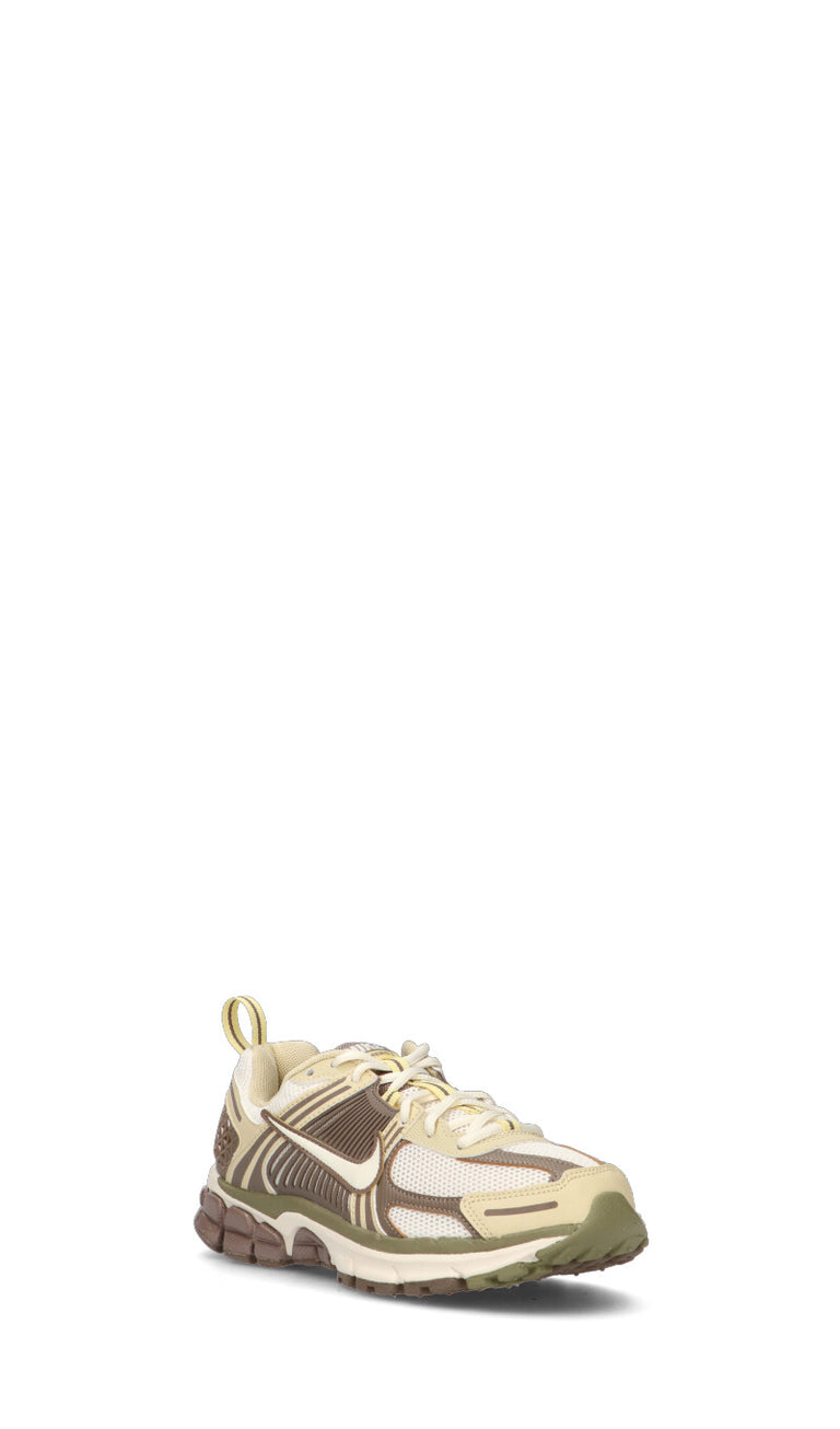 NIKE VOMERO 5 (GS) Sneaker ragazzi marrone/avorio