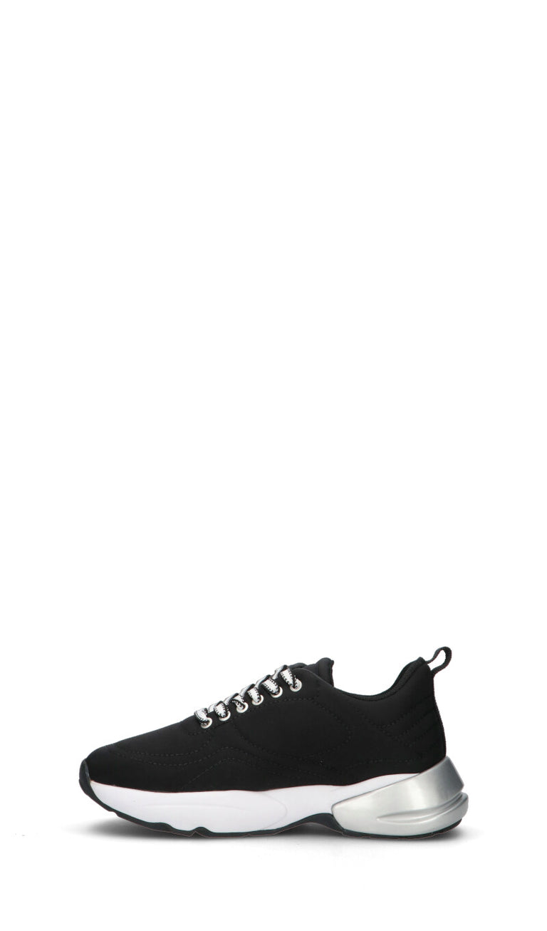 LOVE MOSCHINO Sneaker donna nera/bianca