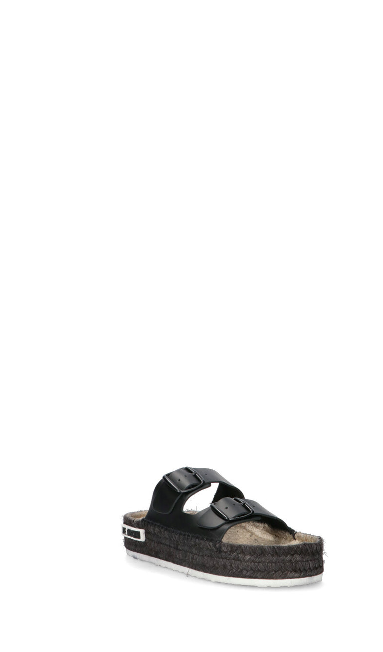 LOVE MOSCHINO