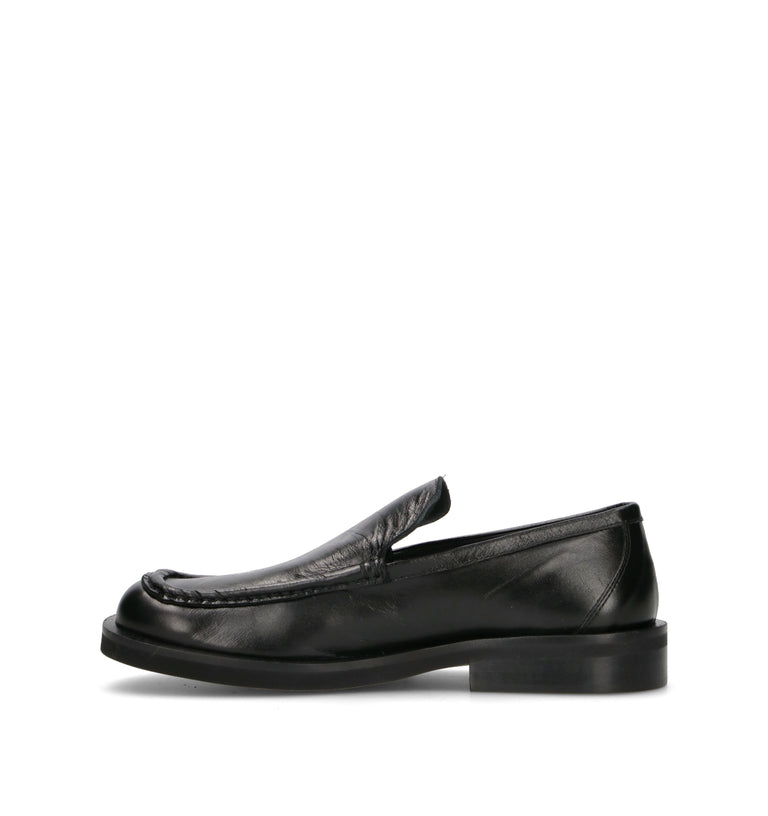 POEVE Mocassino donna nero in pelle