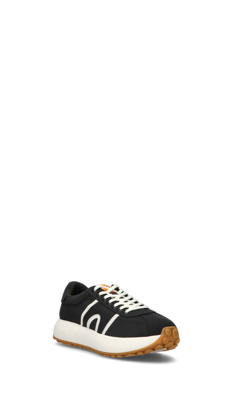 CAMPER
