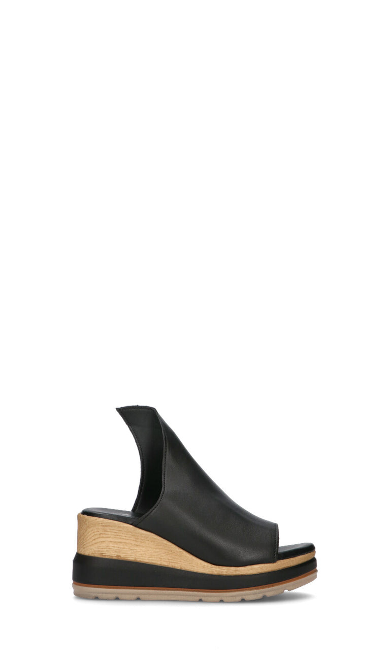 MEZZETINTE Sandalo donna nero in pelle