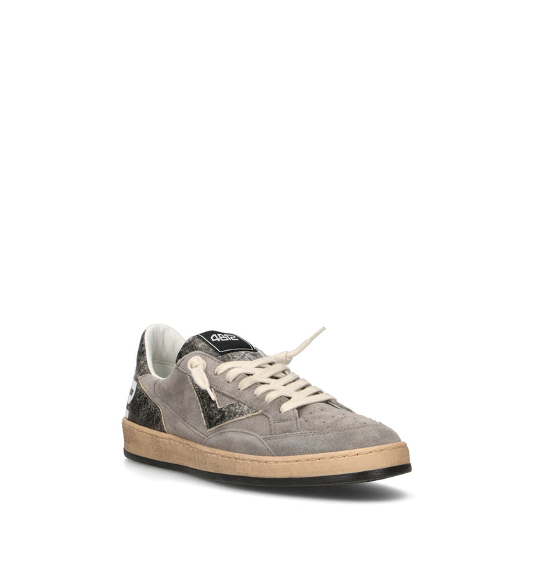 QUATTROBARRADODICI Sneaker uomo grigia in suede