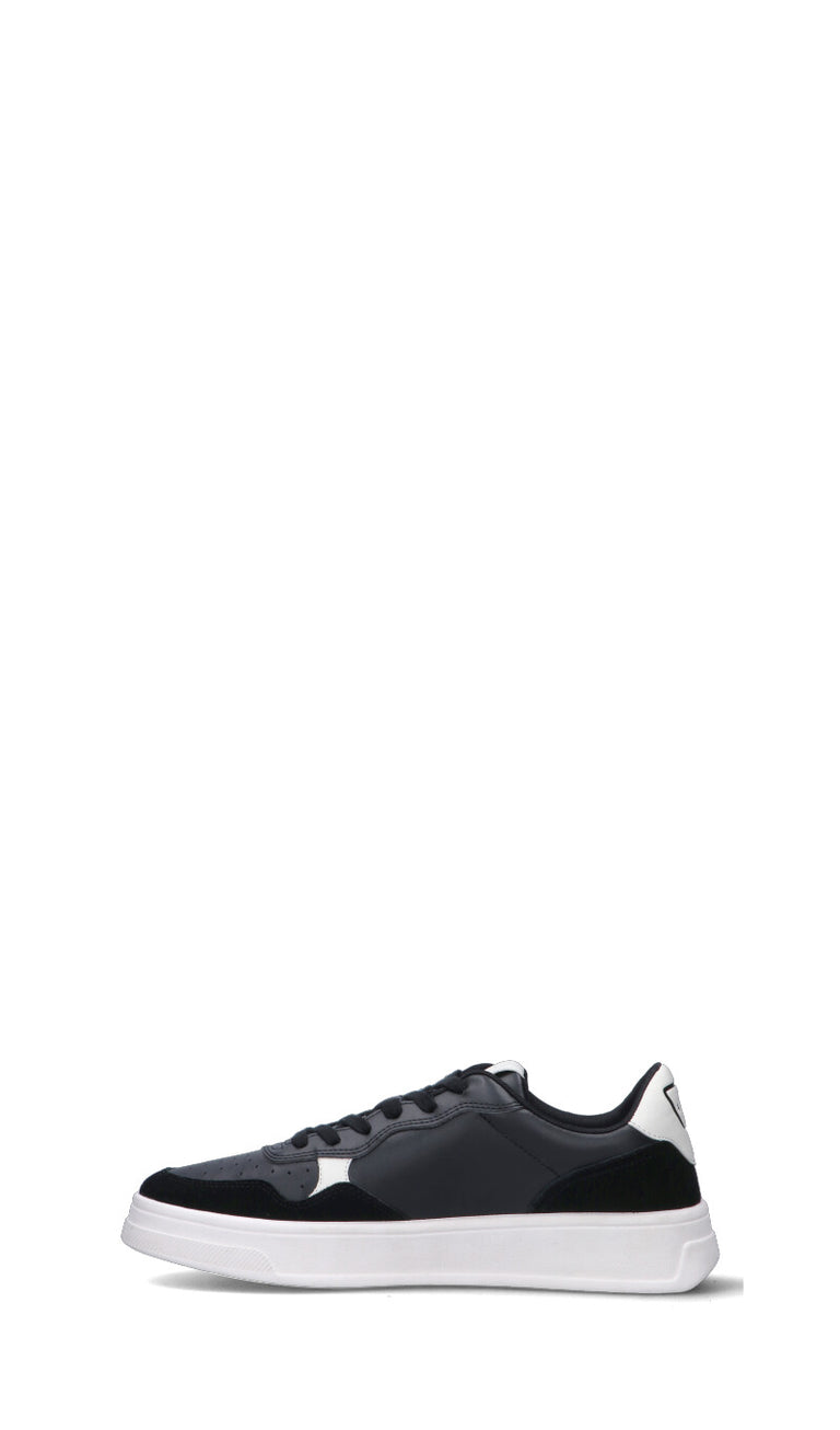 ARMANI EXCHANGE Sneaker uomo nera in pelle