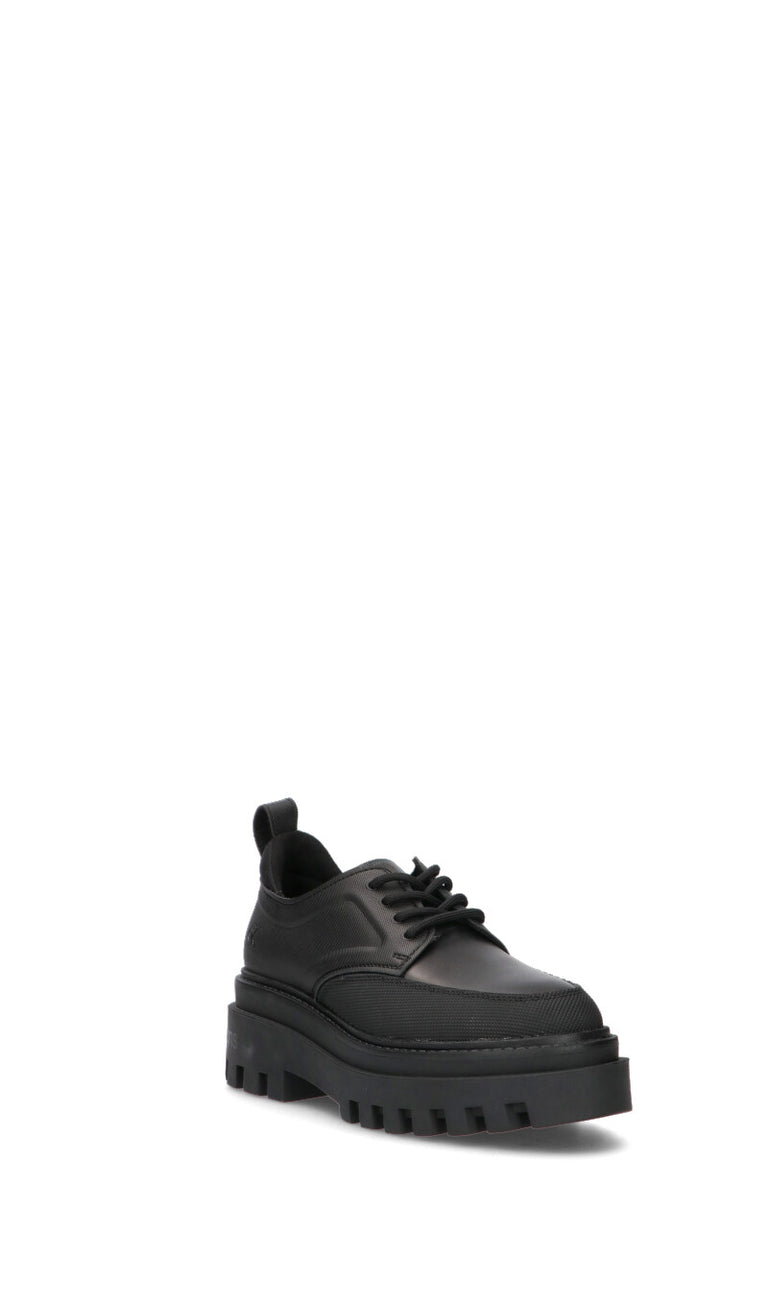 CALVIN KLEIN JEANS Stringata donna nera in pelle