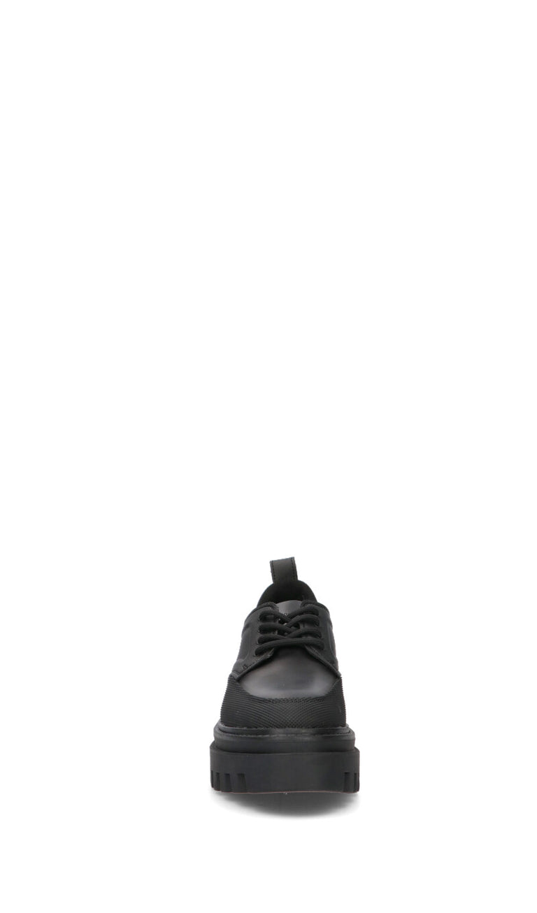 CALVIN KLEIN JEANS Stringata donna nera in pelle