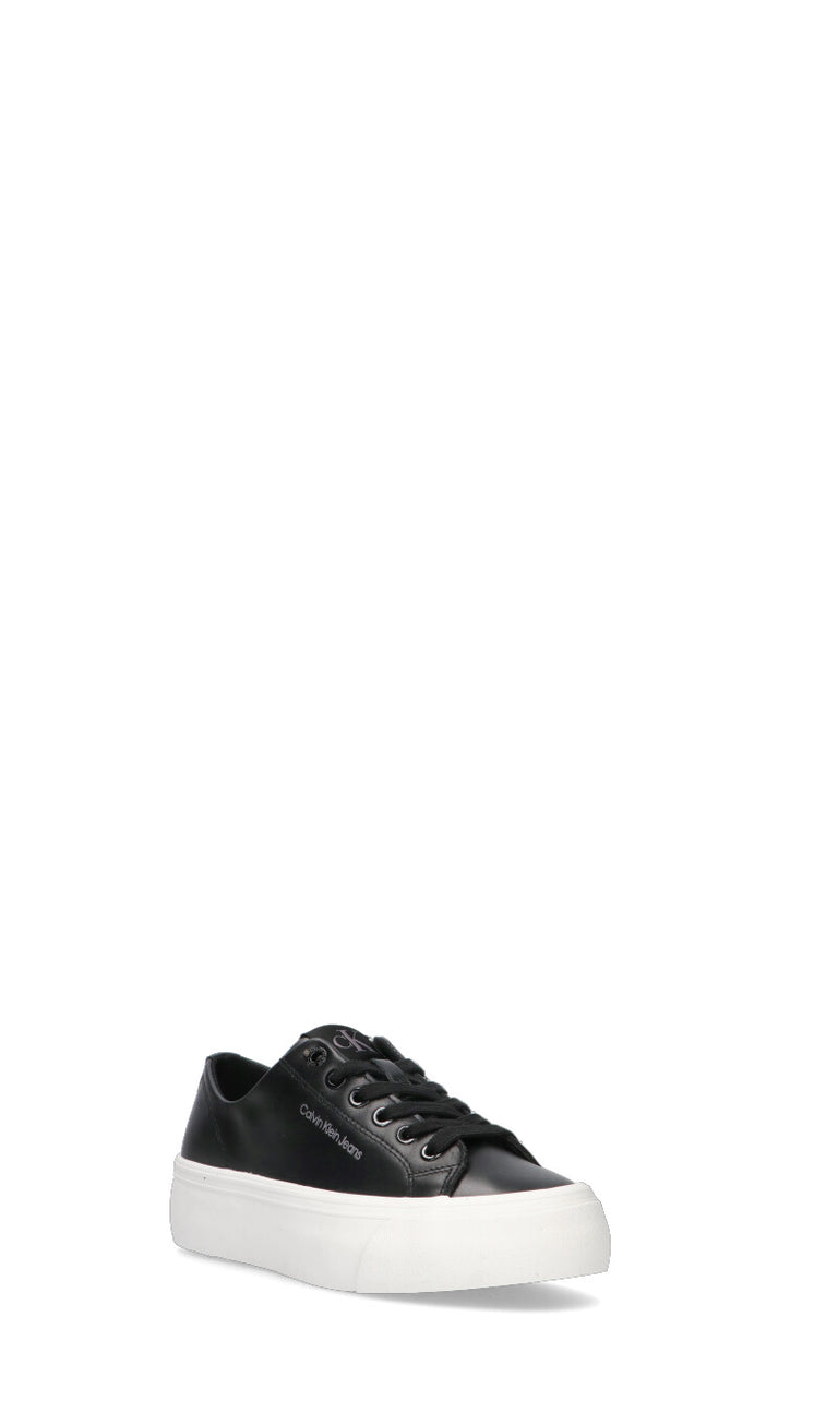 CALVIN KLEIN JEANS Sneaker donna nera in pelle
