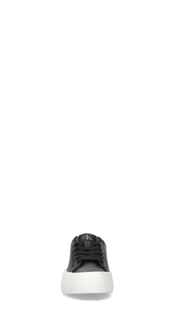 CALVIN KLEIN JEANS Sneaker donna nera in pelle