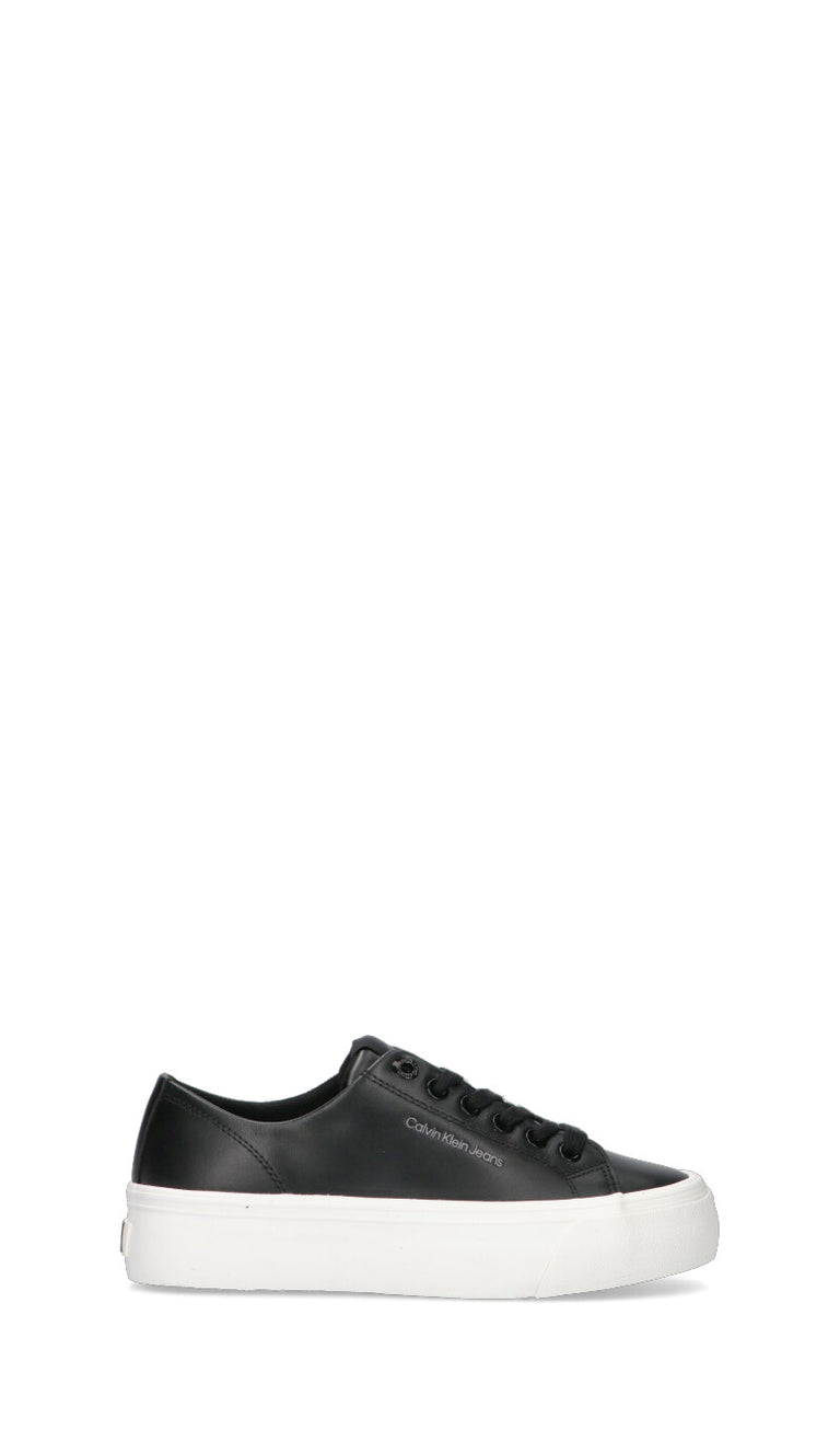 CALVIN KLEIN JEANS Sneaker donna nera in pelle