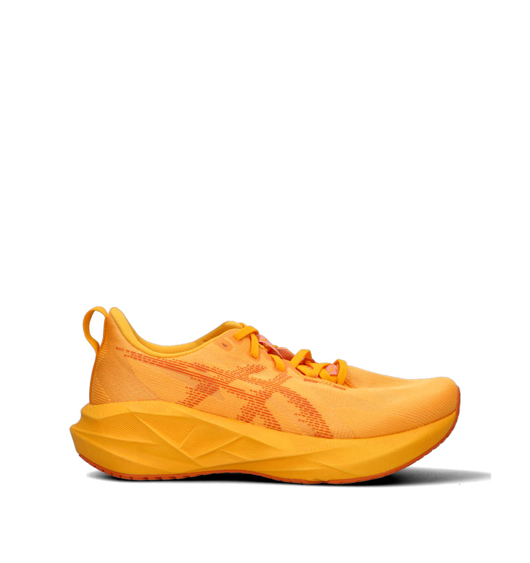 ASICS NOVABLAST 5 Scarpa running uomo arancio