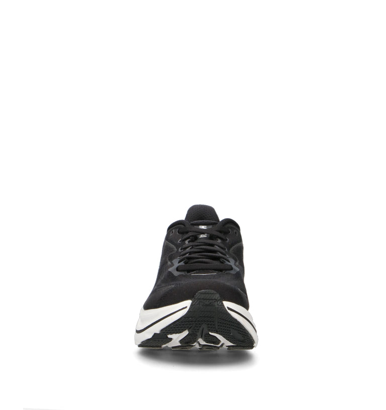HOKA ONE ONE