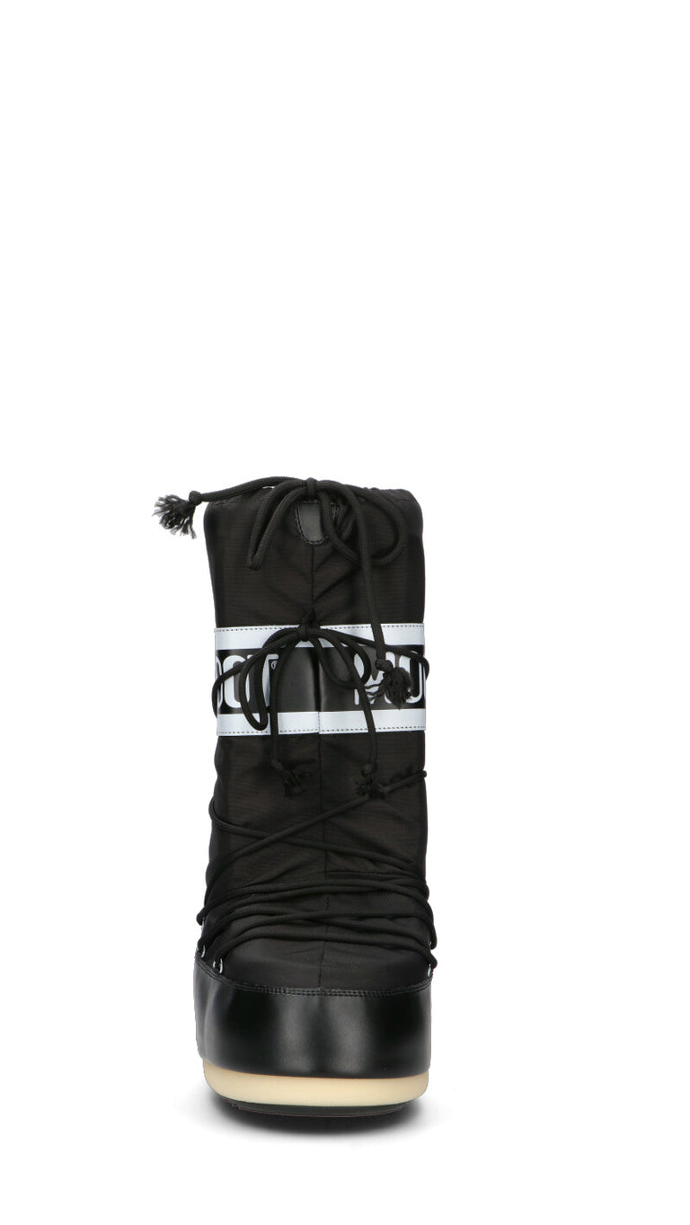 MOON BOOT