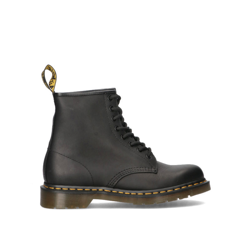 DR. MARTENS