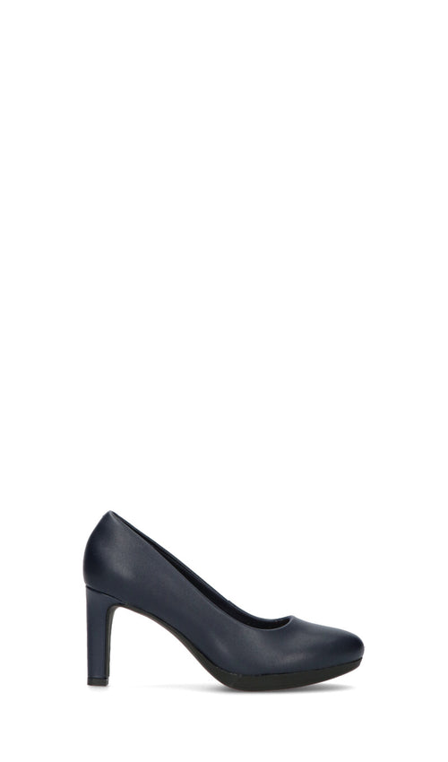 CLARKS ESSENTIALS