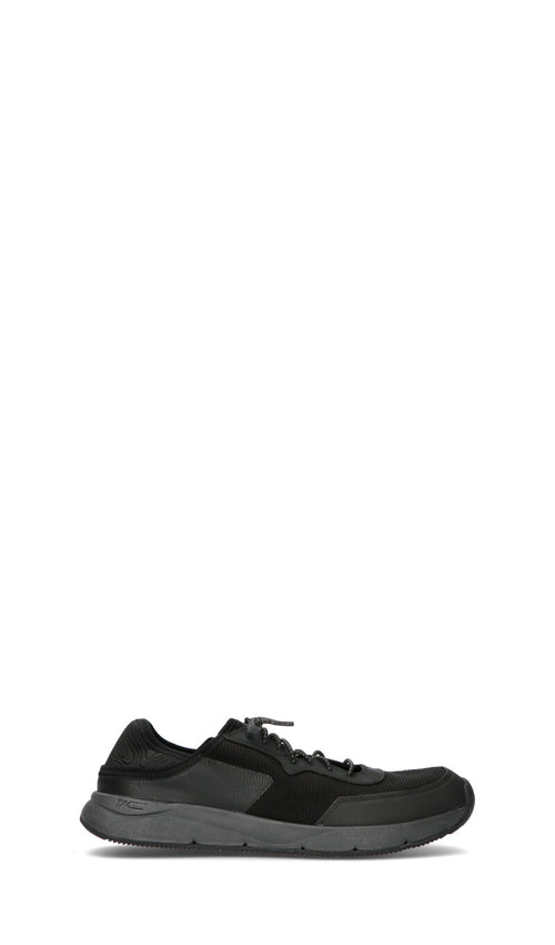 CLARKS ESSENTIALS
