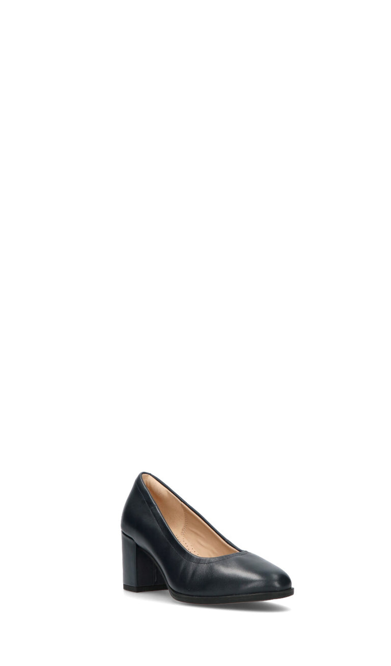CLARKS CORE