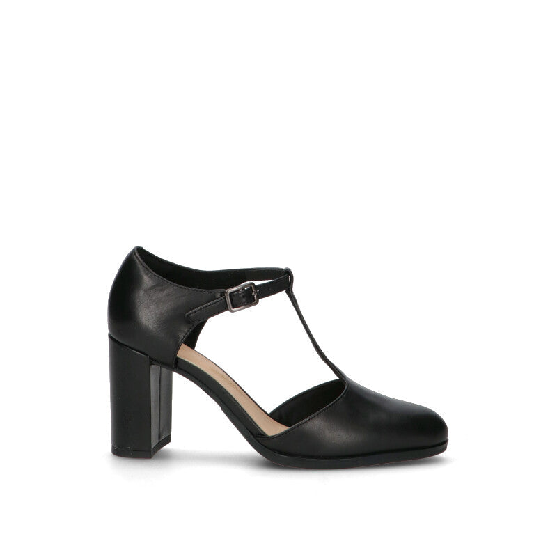 CLARKS CORE