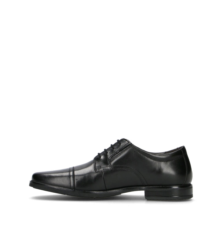 CLARKS CORE HOWARD CAP Stringata uomo nera in pelle