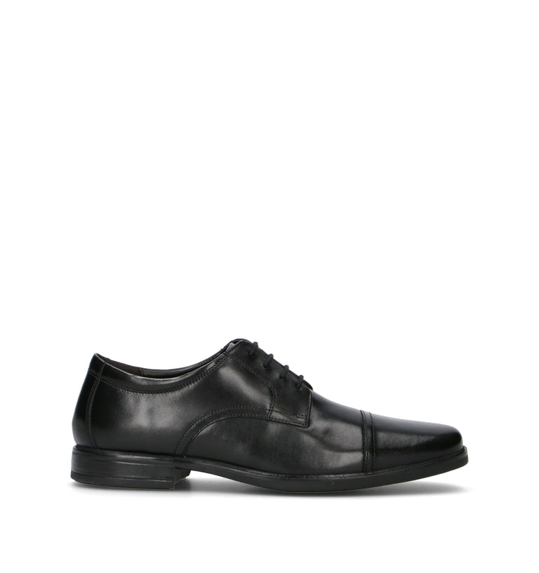 CLARKS CORE HOWARD CAP Stringata uomo nera in pelle