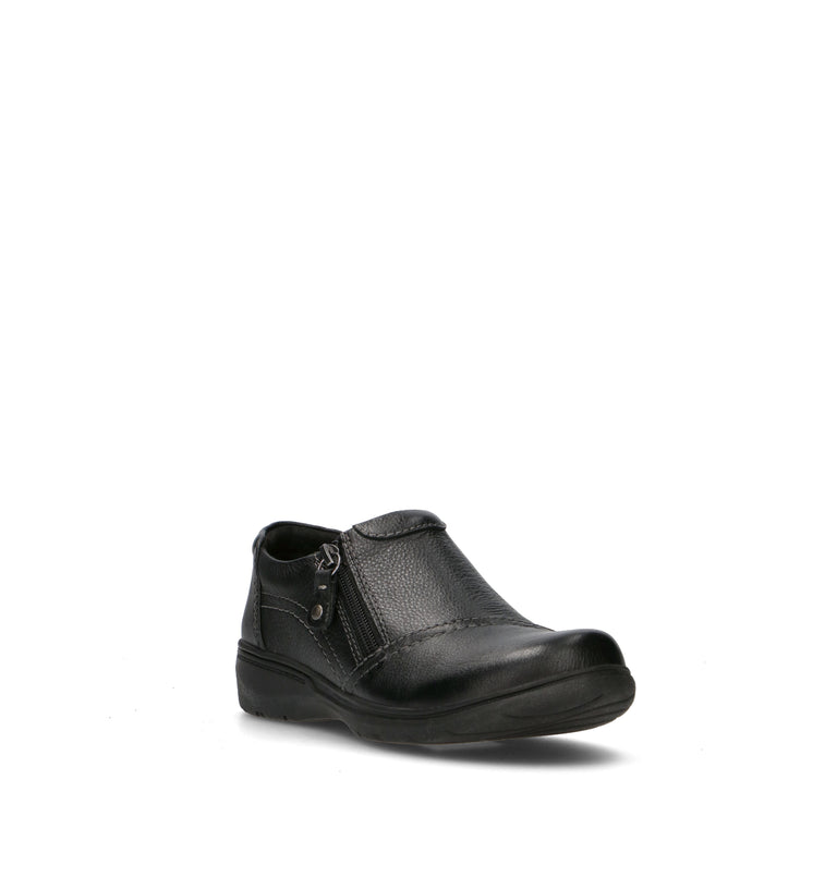 CLARKS ESSENTIALS CARLEIGH RAY Stringata donna nera in pelle