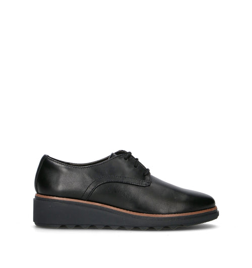 CLARKS ESSENTIAL SHARON RAE Stringata donna nera in pelle