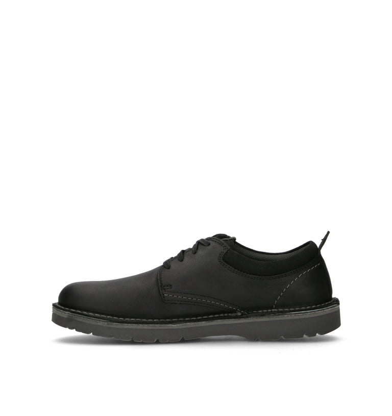 CLARKS ESSENTIALS EASTRIDGE LOW Stringata uomo nera in pelle