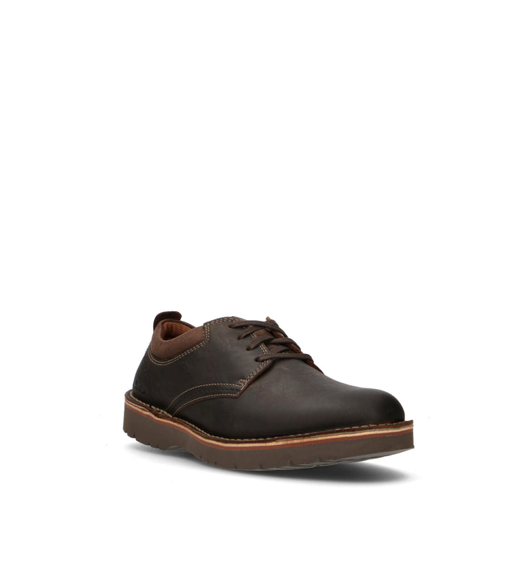 CLARKS ESSENTIALS EASTRIDGE LOW Stringata uomo marrone in pelle