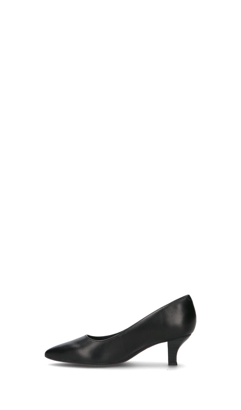 CLARKS ESSENTIALS