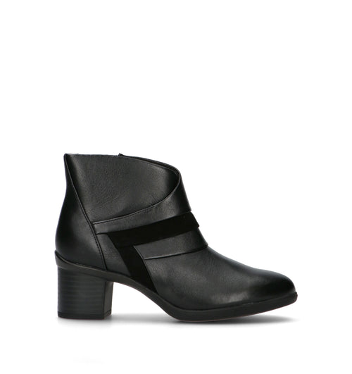 CLARKS CORE SHAYA SKY Tronchetto donna nero in pelle
