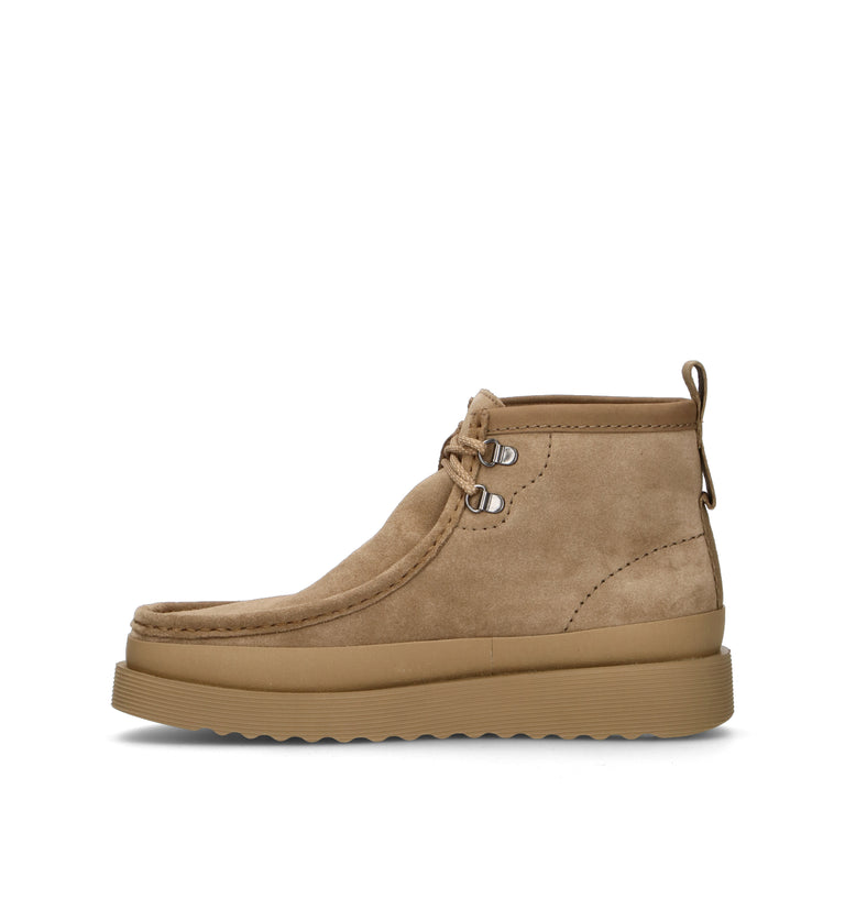 CLARKS CORE WALLABEE FTR2HI Polacco uomo beige
