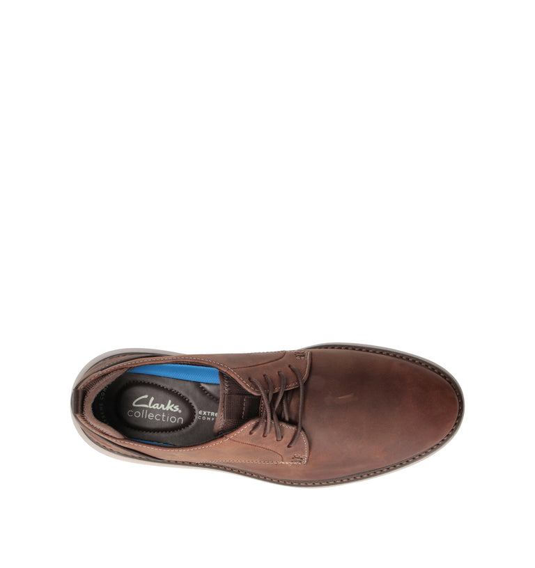 CLARKS ESSENTIALS BRANTIN PLAIN Stringata uomo marrone in pelle