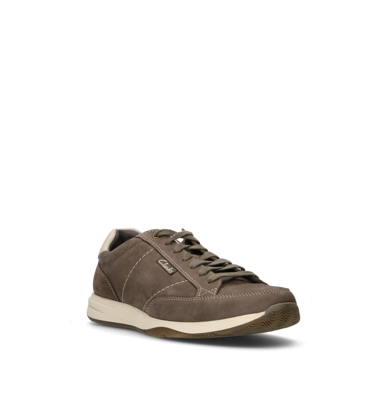 CLARKS ESSENTIALS TOWNVIEW LACE Sneaker uomo grigia in nabuk