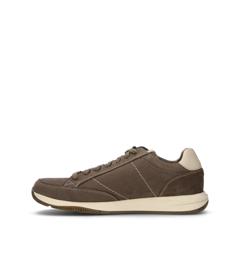 CLARKS ESSENTIALS TOWNVIEW LACE Sneaker uomo grigia in nabuk