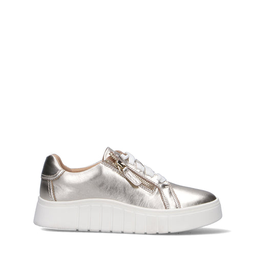 CLARKS ESSENTIALS MYKAH JOY Sneaker donna argento