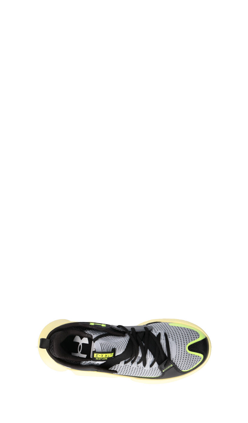 UNDER ARMOUR